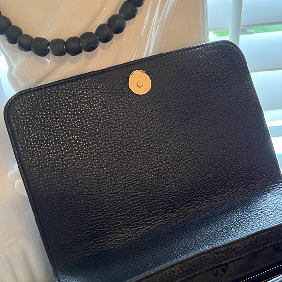 Tory Burch Robinson Pebble Leather Logo Chain Handbag - Picture 6 of 6